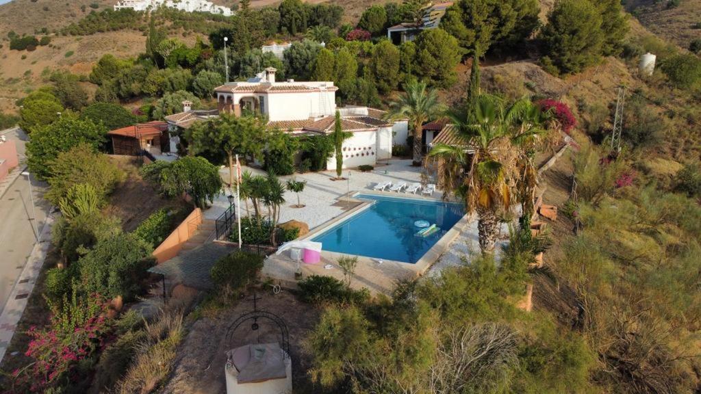 Villa Cantares Malaga Exterior photo